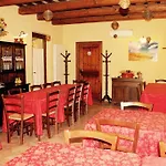 Agriturismo Il Sole مزرعة للإقامة