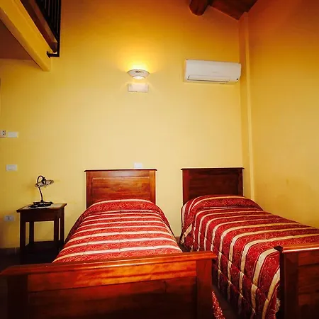 Agriturismo Il Sole 农家乐 *