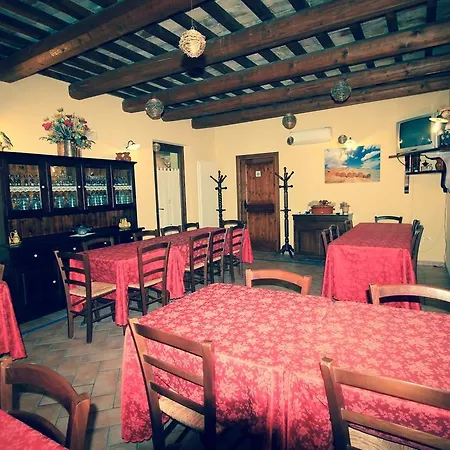 Agriturismo Il Sole * 法诺
